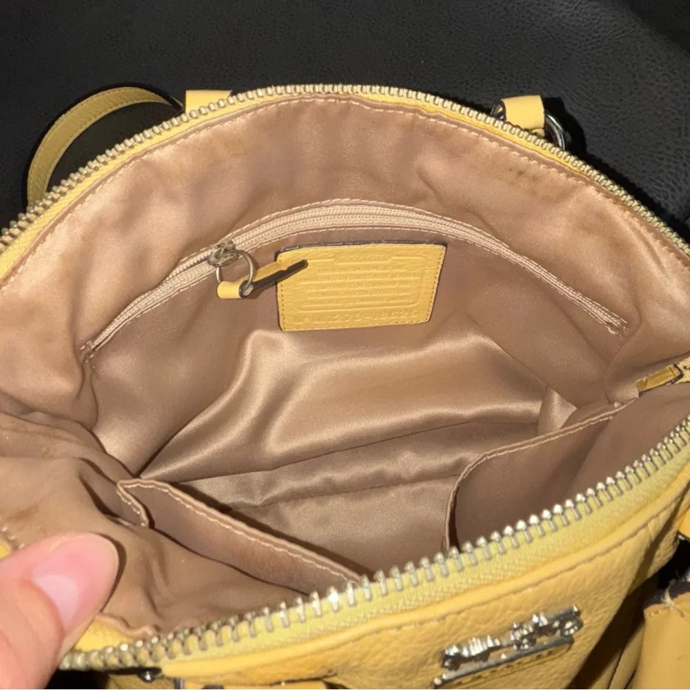 Coach Pastel Yellow Leather Crossbody - Picture 11 of 14